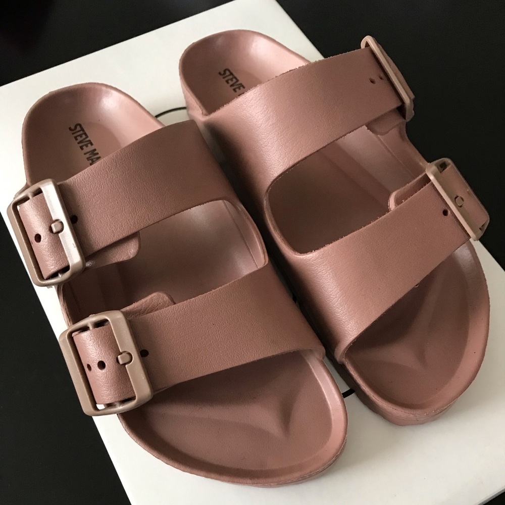 Steve Madden Sandals